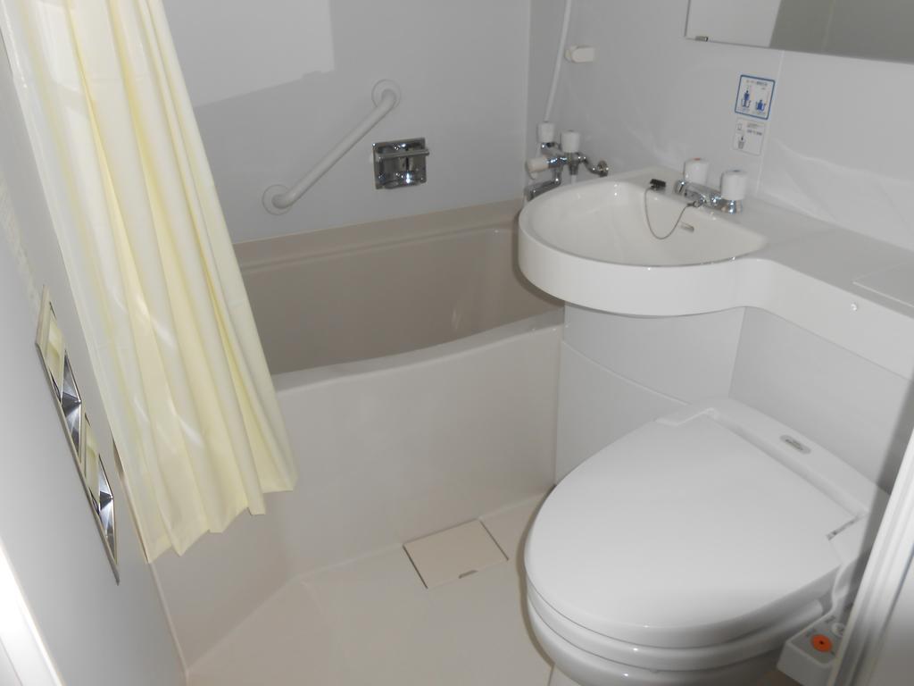 Kuretake Inn Premium Shizuoka Ekimae Room photo
