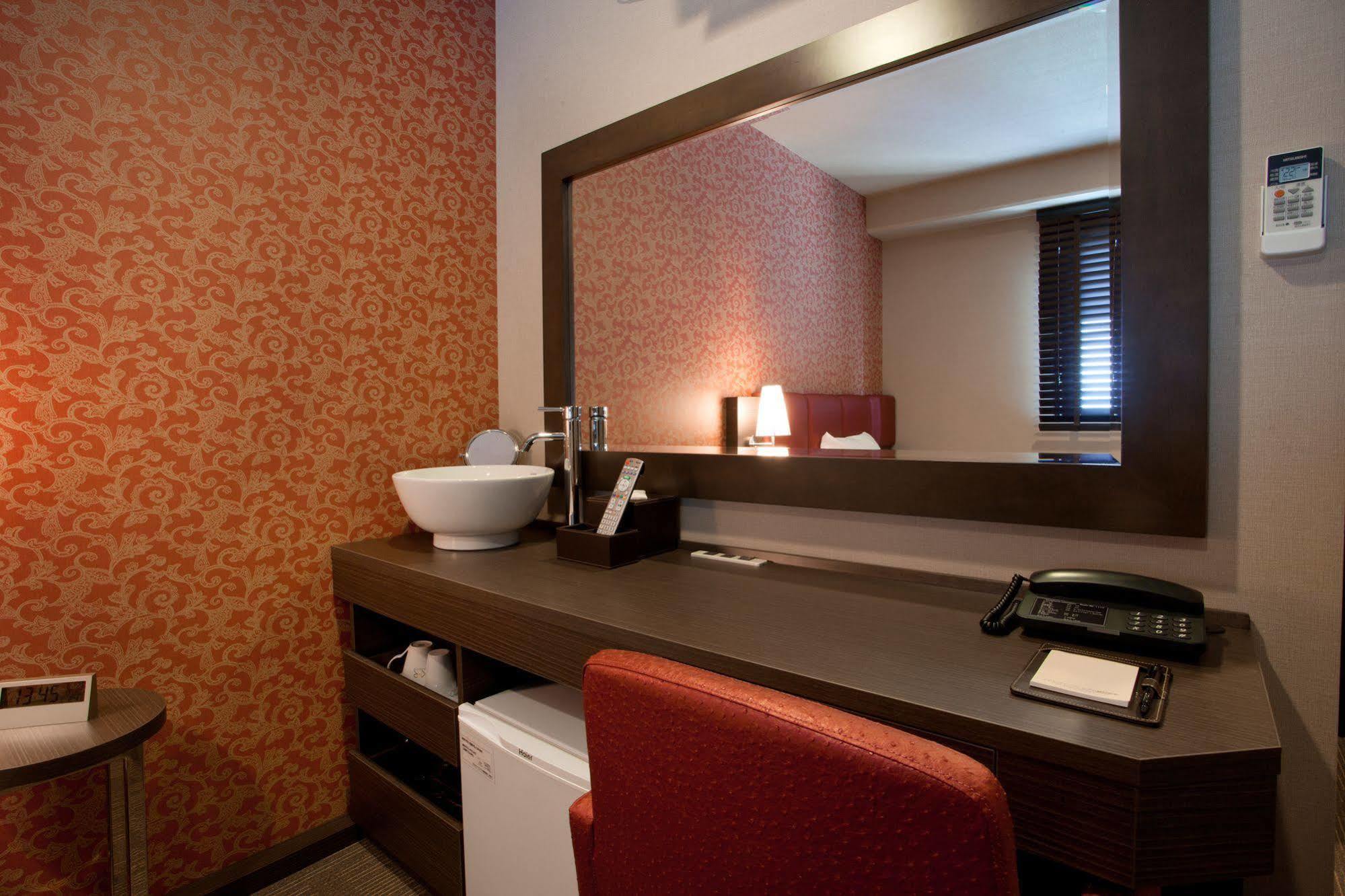 Kuretake Inn Premium Shizuoka Ekimae Exterior photo